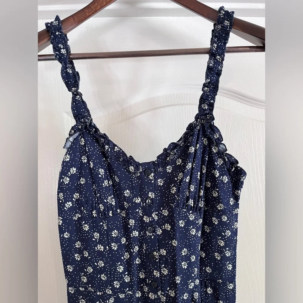 Urban Outfitters Easy Ruffle Jumpsuit (XS) - Picture 4 of 7